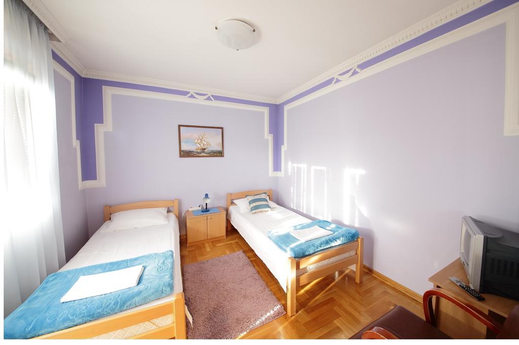 Guest House Pansion 10 Cetinje Room photo