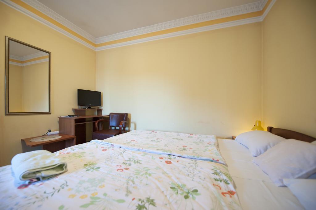 Guest House Pansion 10 Cetinje Room photo