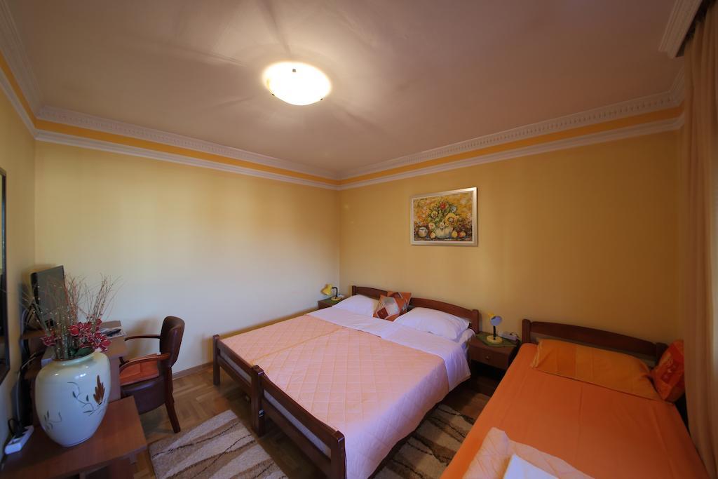 Guest House Pansion 10 Cetinje Room photo